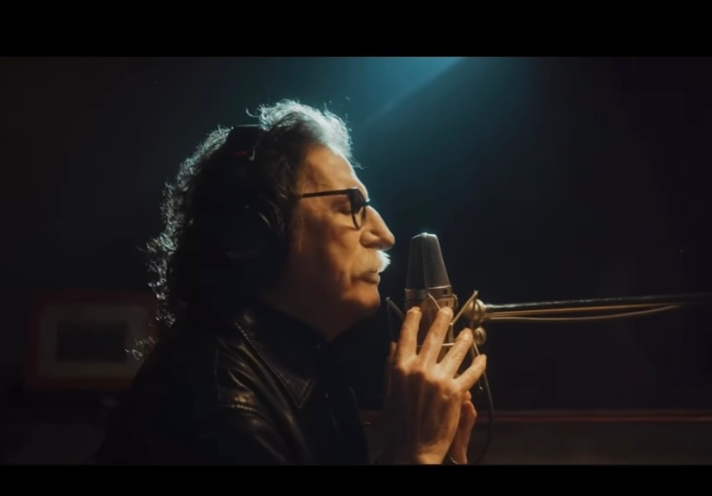 In the City - Sting y Charly Garcia